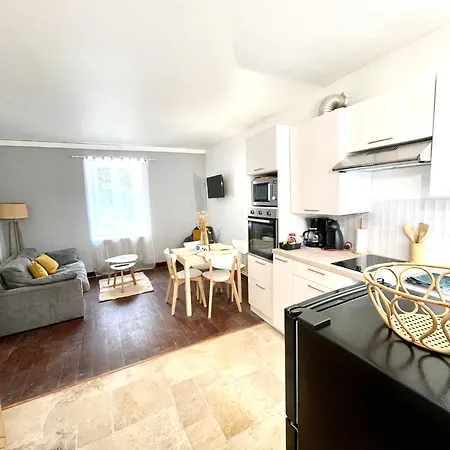 Apartamento T2 Situe Au Coeur Du Centre Historique De