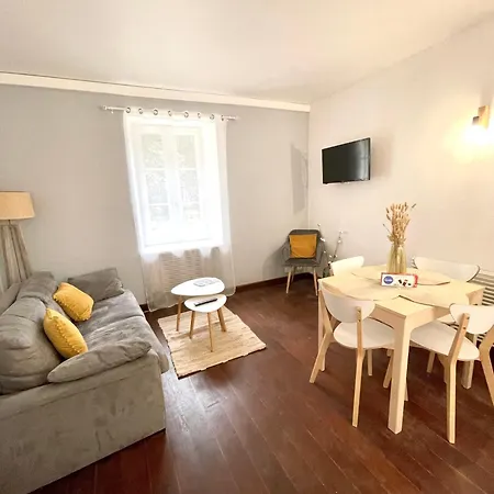 T2 Situe Au Coeur Du Centre Historique De Apartamento